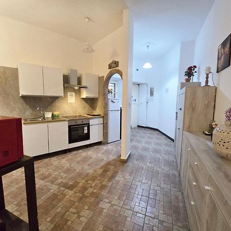 Hosting Flats Guesthouse Rome Bagian luar foto