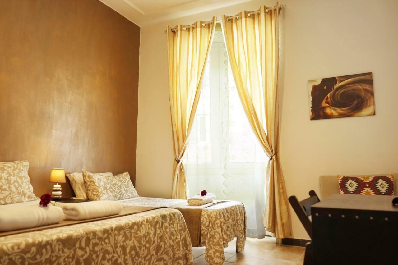 Hosting Flats Guesthouse Rome Bagian luar foto